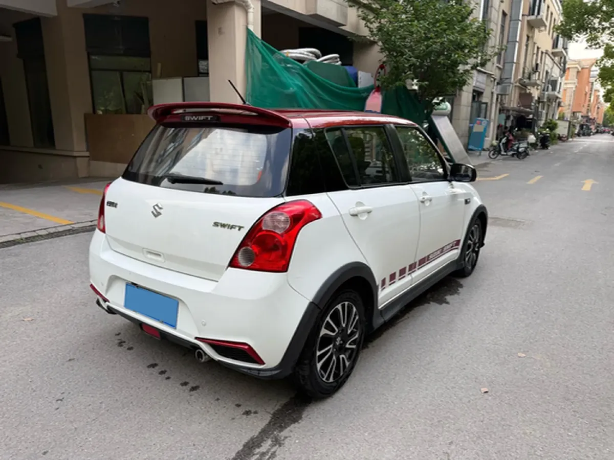 2016 Suzuki Swift 1.5L 103HP L4 4AT,autocango,china used car exporter,china ev exporter,chinese used car exporter,chinese used ev exporter