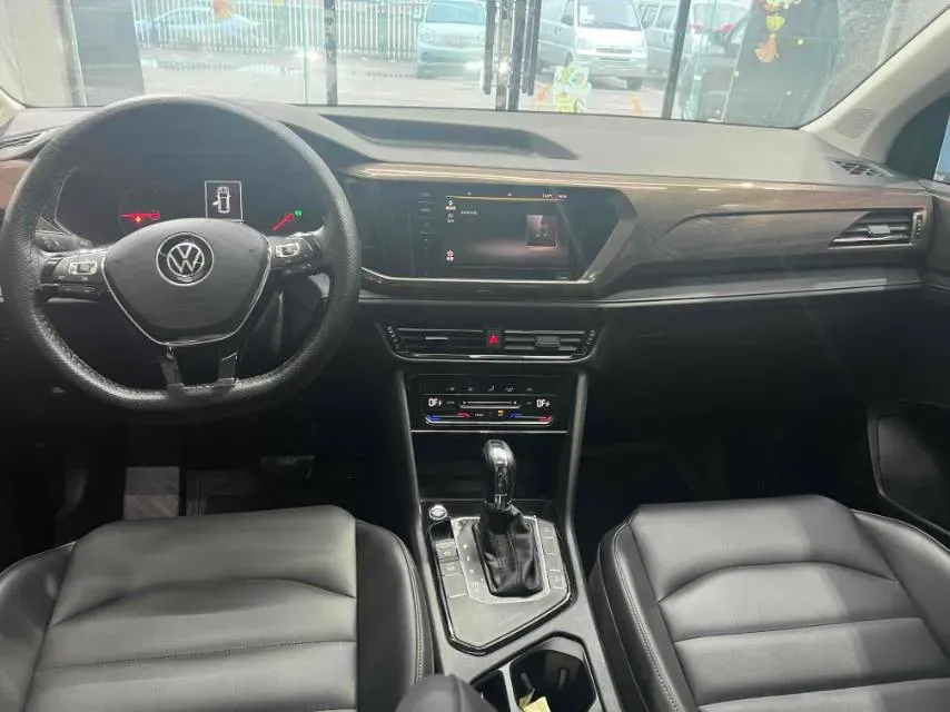 2021 Volkswagen Tharu 1.4T 150HP L4 7DCT,autocango,china used car exporter,china ev exporter,chinese used car exporter,chinese used ev exporter