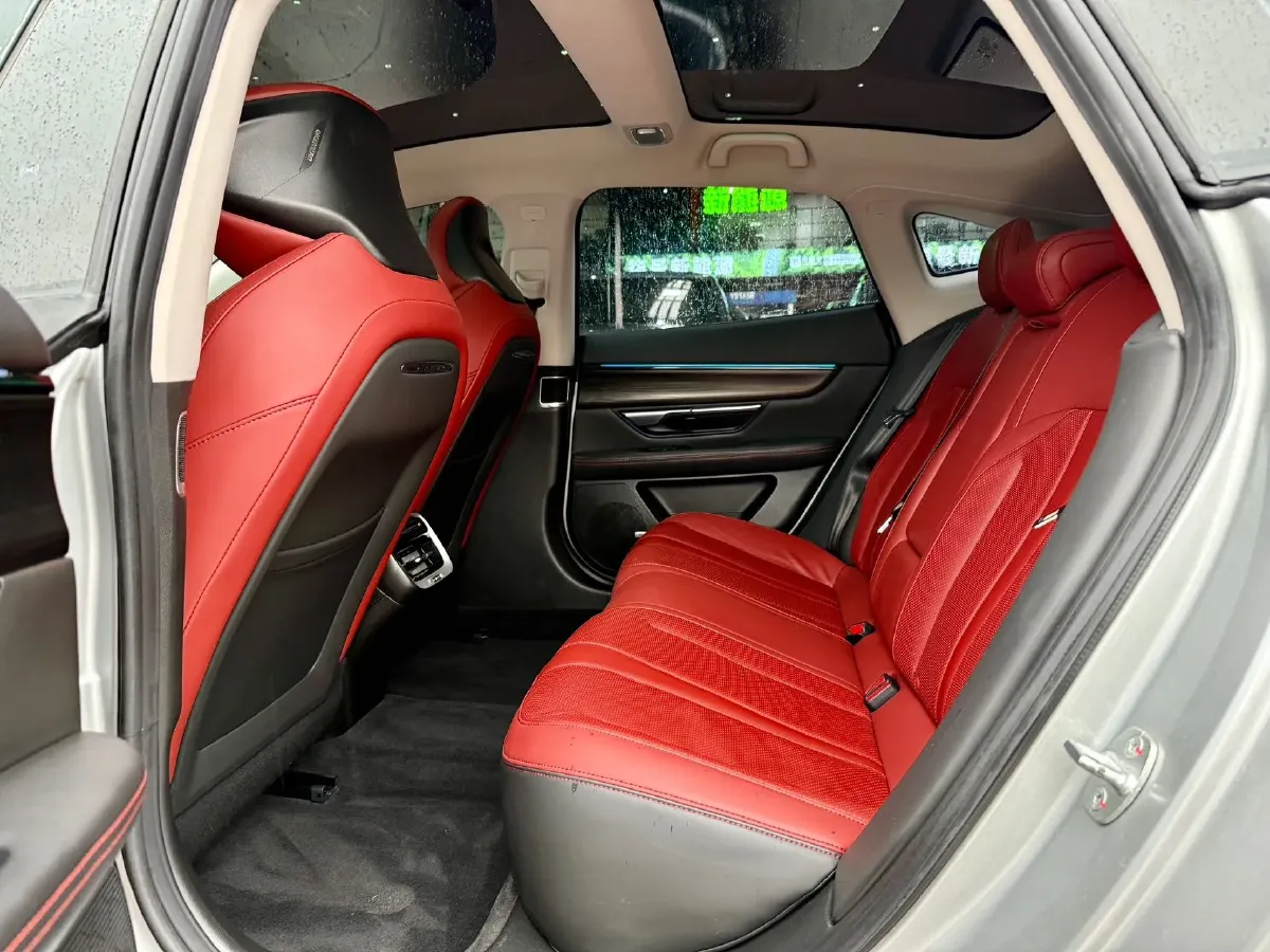 2020 Xpeng P7 BEV 70.8KWH,autocango,china used car exporter,china ev exporter,chinese used car exporter,chinese used ev exporter