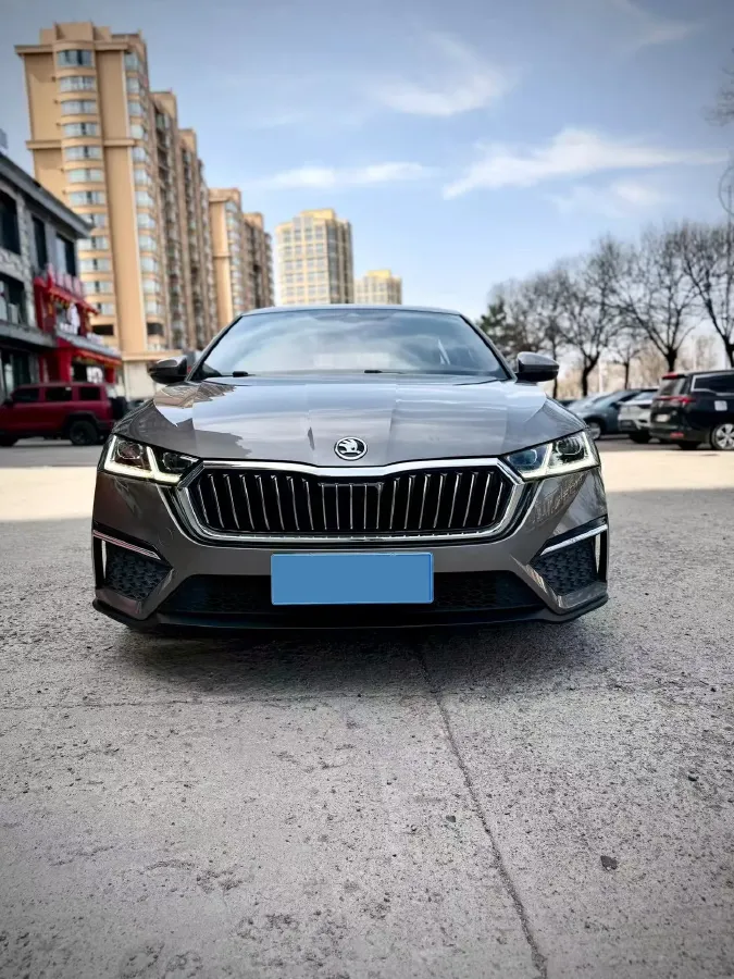 2022 Skoda Octavia 1.4T 150HP L4 7DCT,autocango,china used car exporter,china ev exporter,chinese used car exporter,chinese used ev exporter