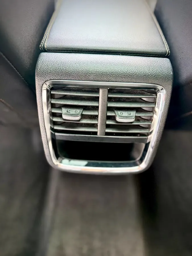 2022 Skoda Octavia 1.4T 150HP L4 7DCT,autocango,china used car exporter,china ev exporter,chinese used car exporter,chinese used ev exporter