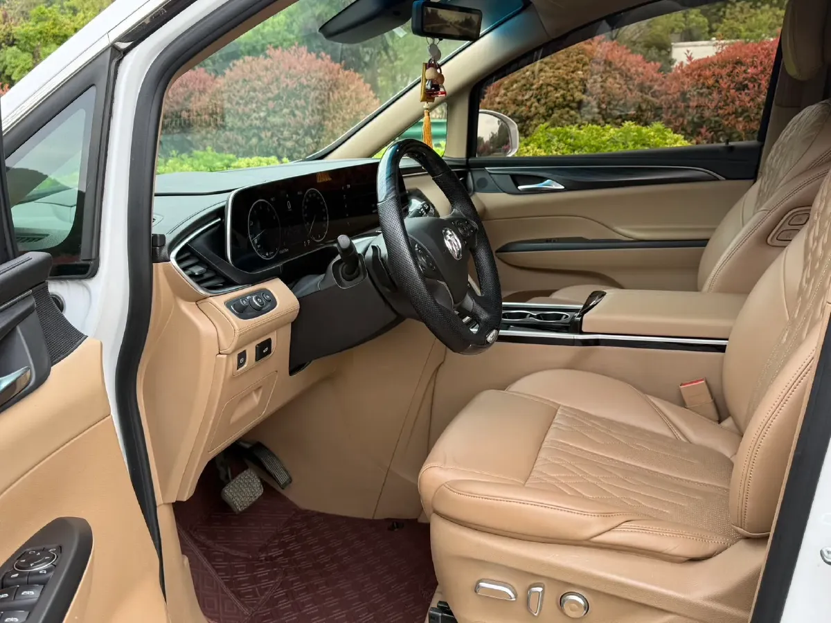 2021 Buick GL8 2.0T 237HP L4 9AT,autocango,china used car exporter,china ev exporter,chinese used car exporter,chinese used ev exporter