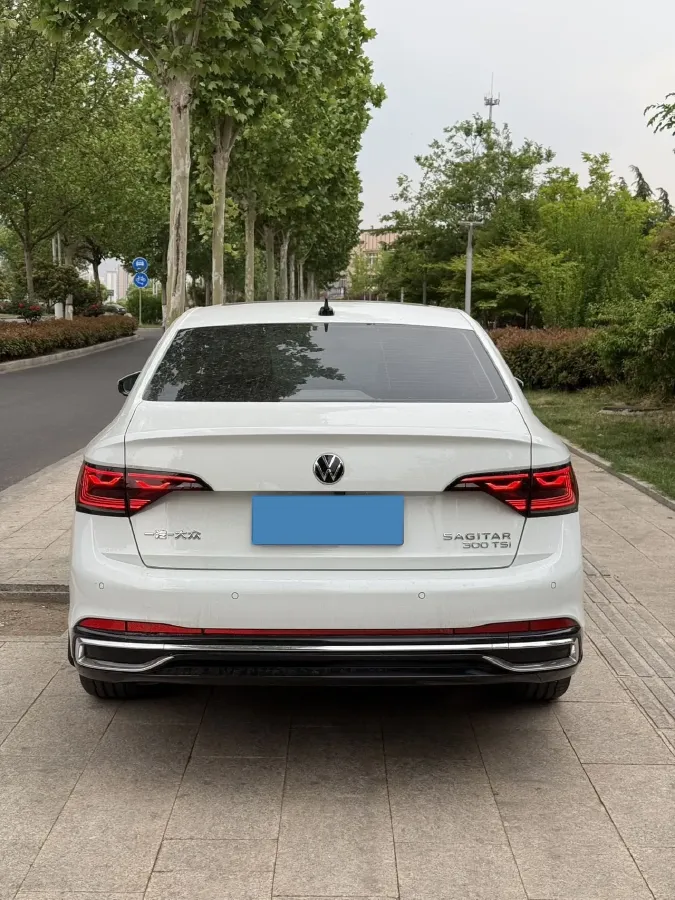 2024 Volkswagen Sagitar 1.5T 160HP L4 7DCT,autocango,china used car exporter,china ev exporter,chinese used car exporter,chinese used ev exporter