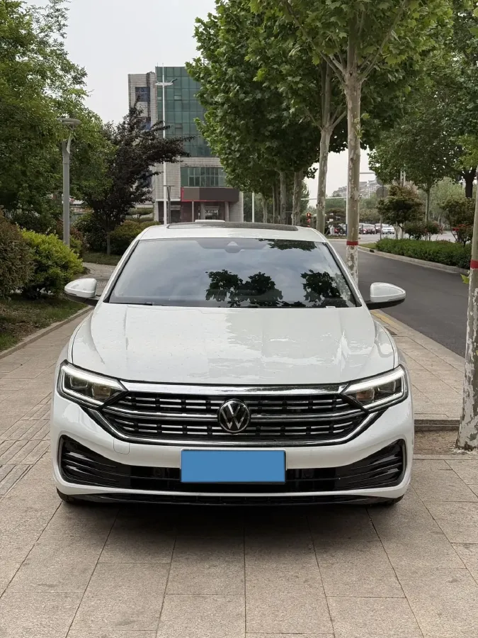 2024 Volkswagen Sagitar 1.5T 160HP L4 7DCT,autocango,china used car exporter,china ev exporter,chinese used car exporter,chinese used ev exporter
