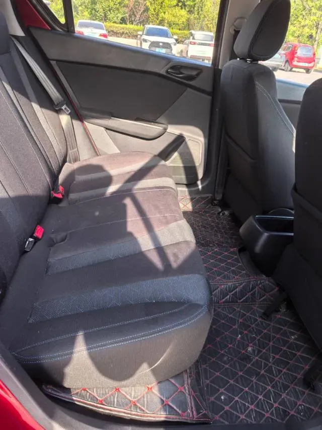 2020 BaoJun 310 1.2L 80HP L4 5MT,autocango,china used car exporter,china ev exporter,chinese used car exporter,chinese used ev exporter