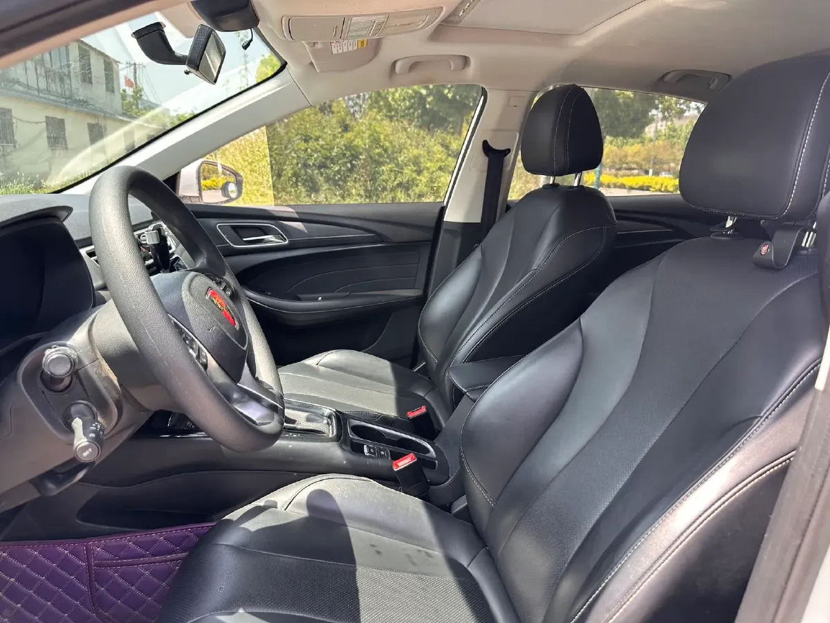 2020 Roewe i5 1.5L 120HP L4 CVT,autocango,china used car exporter,china ev exporter,chinese used car exporter,chinese used ev exporter