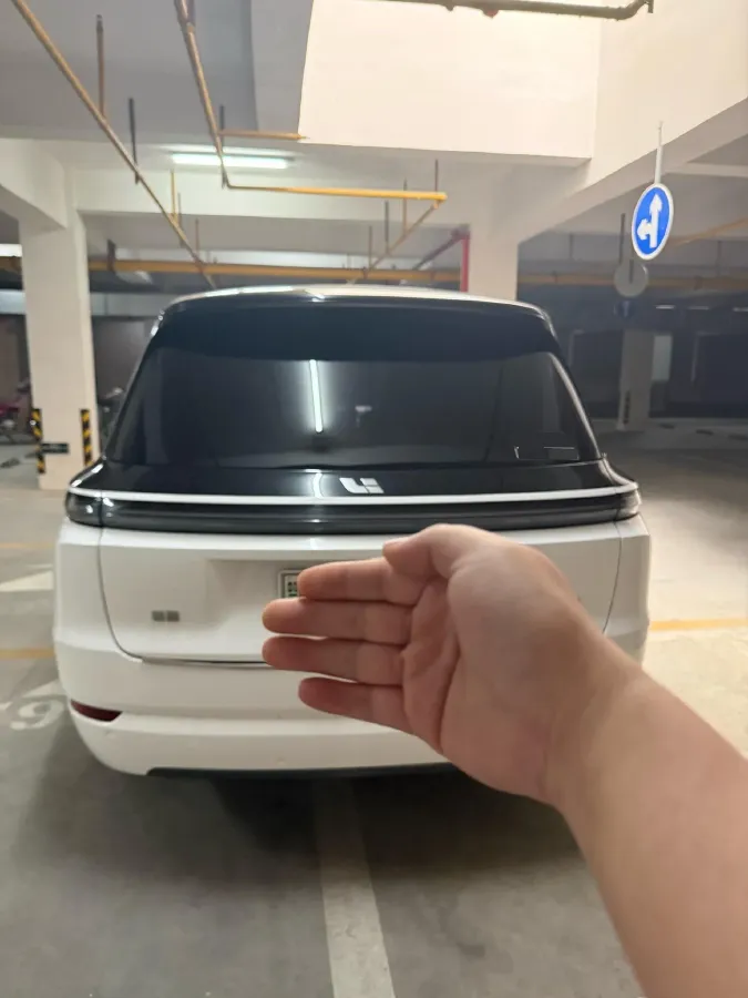 2022 Li L9 Range Extended 154HP REEV 42.6KWH,autocango,china used car exporter,china ev exporter,chinese used car exporter,chinese used ev exporter
