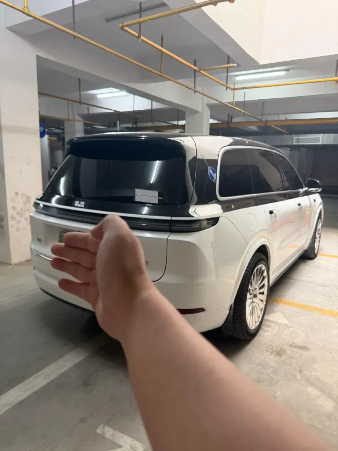 2022 Li L9 Range Extended 154HP REEV 42.6KWH,autocango,china used car exporter,china ev exporter,chinese used car exporter,chinese used ev exporter