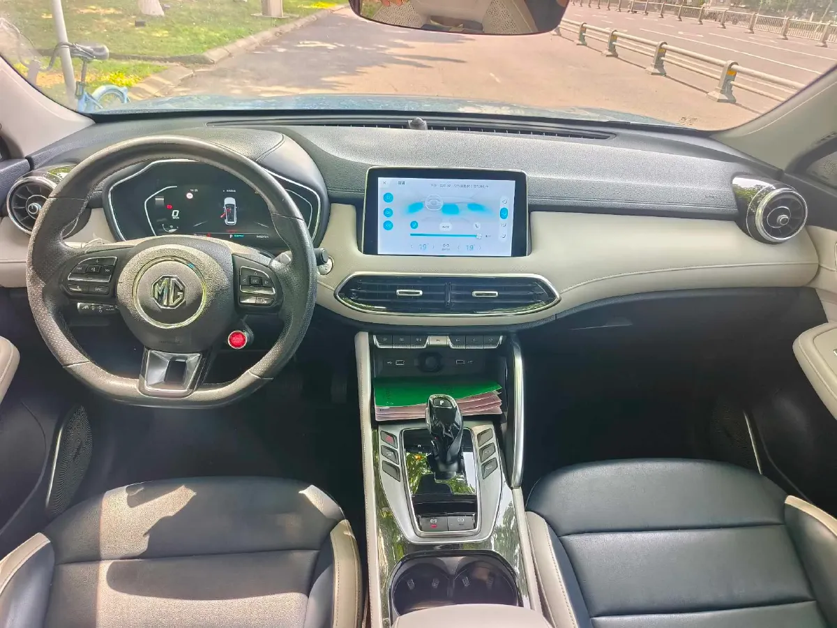 2021 MG Pilot 1.5T 173HP L4 7DCT,autocango,china used car exporter,china ev exporter,chinese used car exporter,chinese used ev exporter