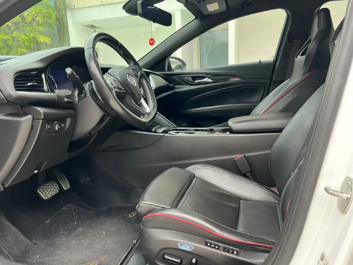 2021 Buick Regal 2.0T 237HP L4 9AT,autocango,china used car exporter,china ev exporter,chinese used car exporter,chinese used ev exporter