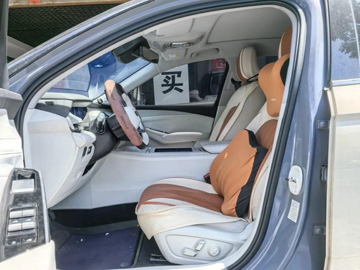 2024 Geely Preface 1.5T 163HP L4 3DHT Hybrid,autocango,china used car exporter,china ev exporter,chinese used car exporter,chinese used ev exporter