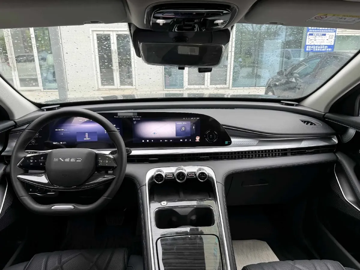 2025 Exceed RX C-DM 1.5T 156HP L4 3DHT PHEV 18.67KWH,autocango,china used car exporter,china ev exporter,chinese used car exporter,chinese used ev exporter