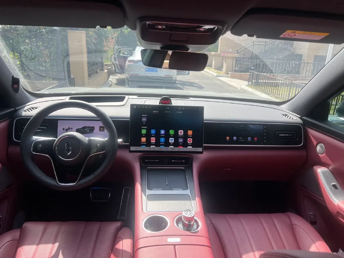 2026 AITO AITO M7 REEV 160HP REEV,autocango,china used car exporter,china ev exporter,chinese used car exporter,chinese used ev exporter