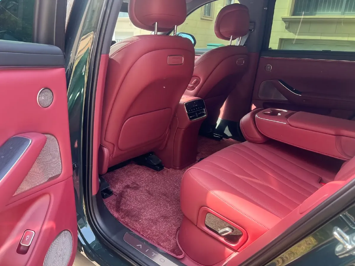 2026 AITO AITO M7 REEV 160HP REEV,autocango,china used car exporter,china ev exporter,chinese used car exporter,chinese used ev exporter