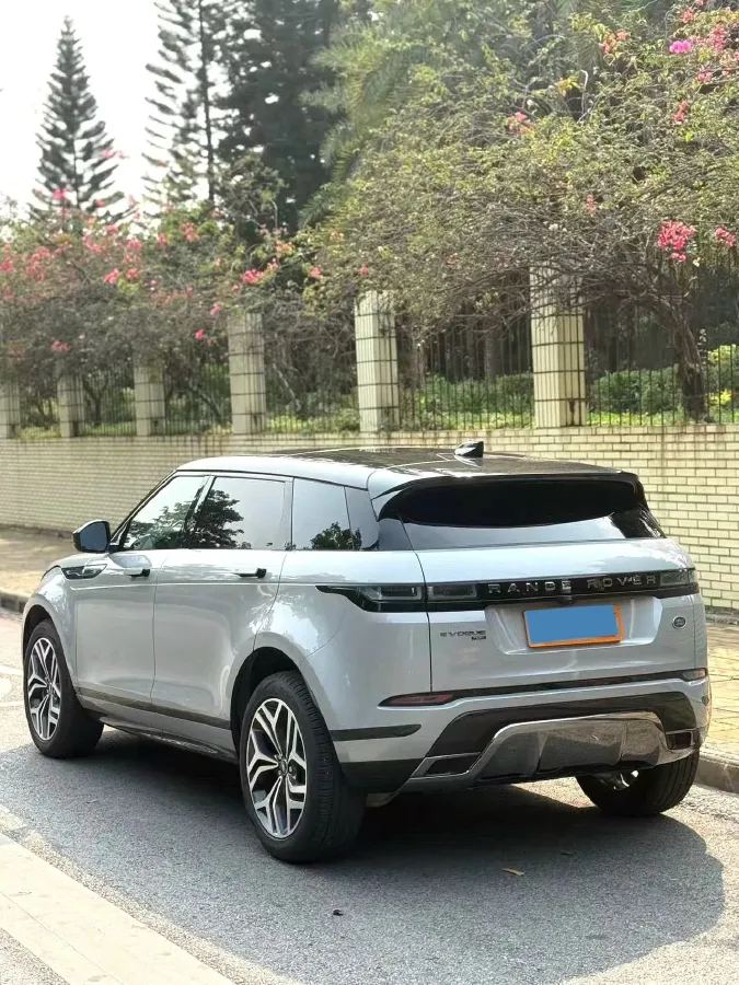 2023 Land Rover Range Rover Evoque 2.0T 249HP L4 9AT,autocango,china used car exporter,china ev exporter,chinese used car exporter,chinese used ev exporter