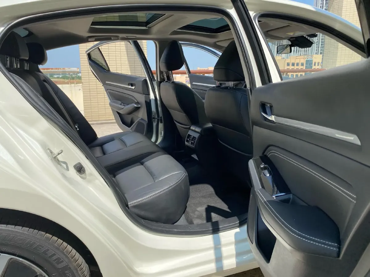 2021 Nissan Teana 2.0L 156HP L4 CVT,autocango,china used car exporter,china ev exporter,chinese used car exporter,chinese used ev exporter