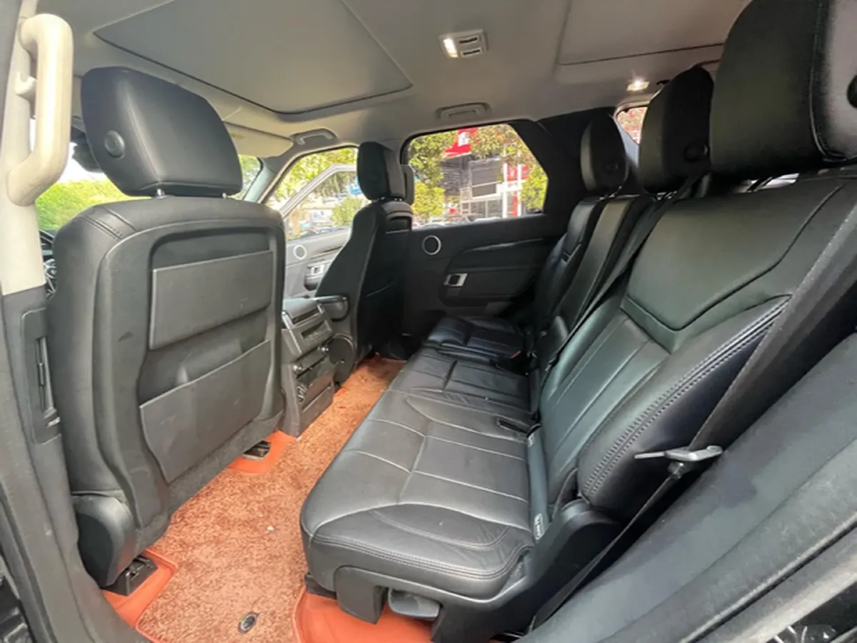 2018 Land Rover Discovery 2.0T 300HP L4 8AT,autocango,china used car exporter,china ev exporter,chinese used car exporter,chinese used ev exporter