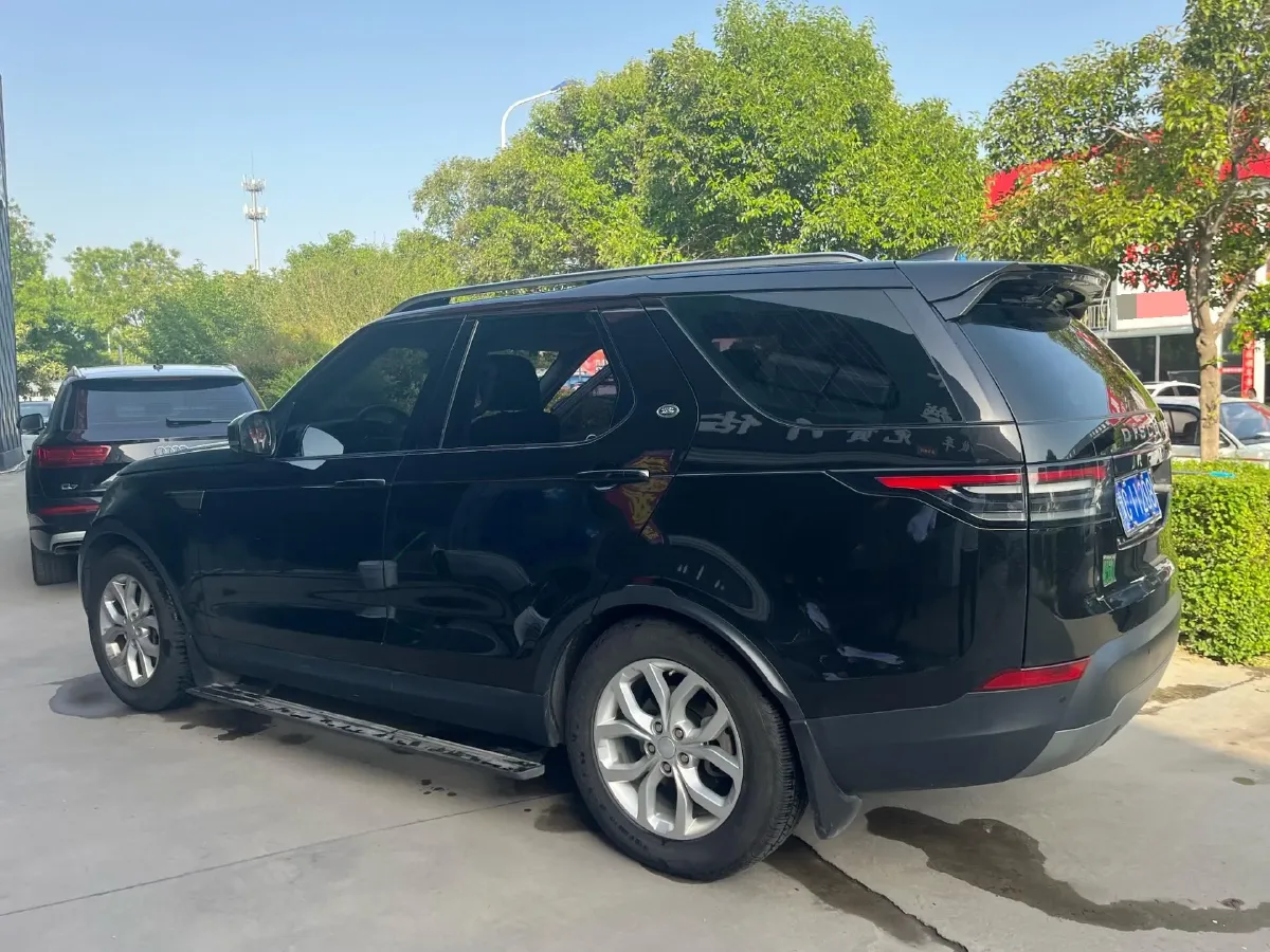 2018 Land Rover Discovery 2.0T 300HP L4 8AT,autocango,china used car exporter,china ev exporter,chinese used car exporter,chinese used ev exporter