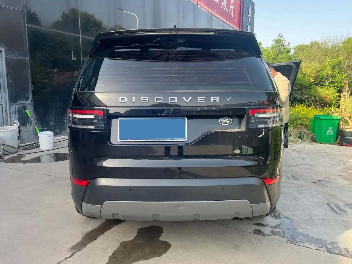 2018 Land Rover Discovery 2.0T 300HP L4 8AT,autocango,china used car exporter,china ev exporter,chinese used car exporter,chinese used ev exporter
