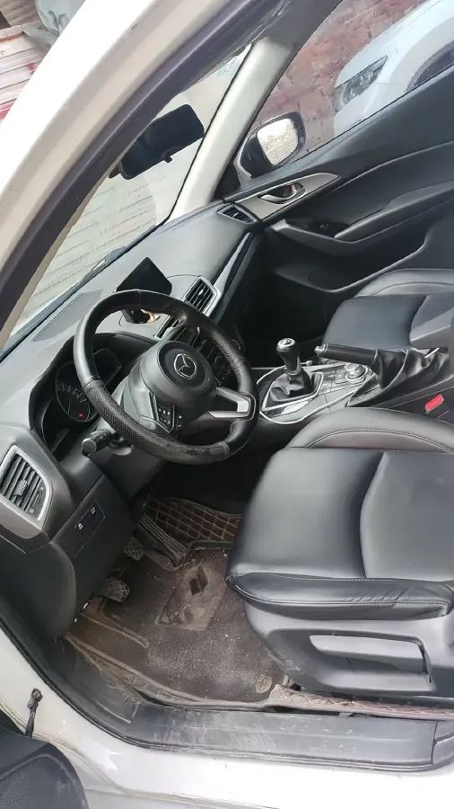 2017 Mazda 3 Axela 1.5L 117HP L4 6MT,autocango,china used car exporter,china ev exporter,chinese used car exporter,chinese used ev exporter