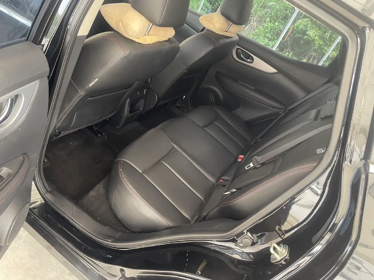 2021 Nissan Qashqai 2.0L 151HP L4 CVT,autocango,china used car exporter,china ev exporter,chinese used car exporter,chinese used ev exporter