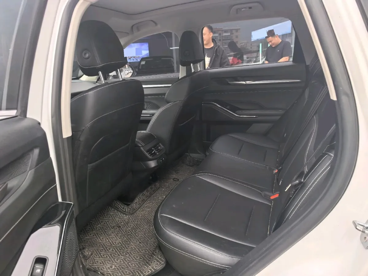 2022 Haval H6 1.5T 184HP L4 7DCT,autocango,china used car exporter,china ev exporter,chinese used car exporter,chinese used ev exporter