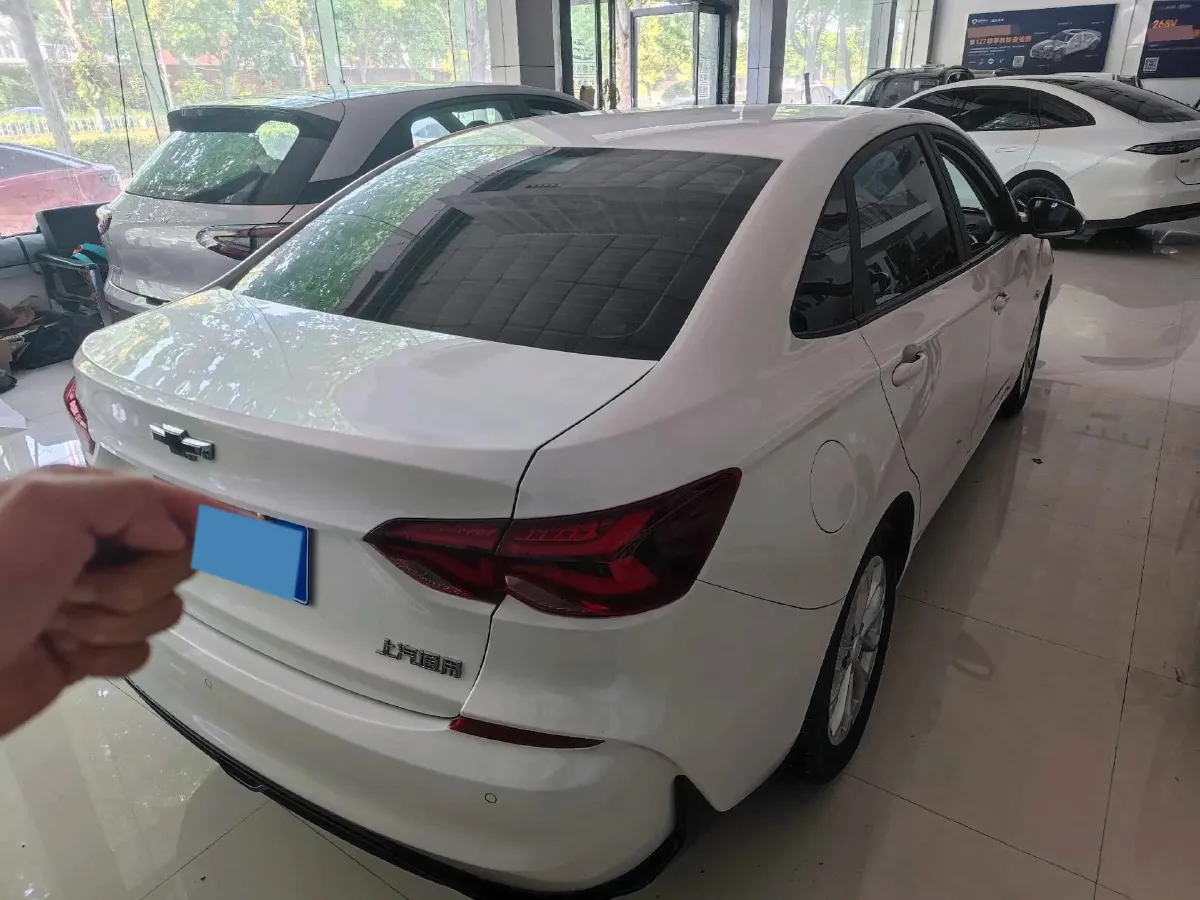 2023 Chevrolet Monza 1.5L 113HP L4 6DCT,autocango,china used car exporter,china ev exporter,chinese used car exporter,chinese used ev exporter