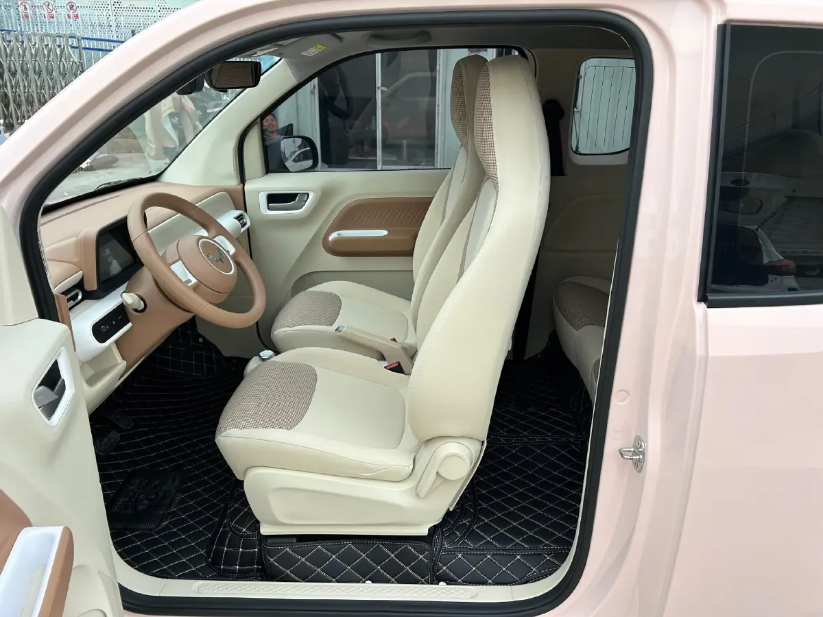 2024 WuLing HongGuang MINI EV BEV 17.3KWH,autocango,china used car exporter,china ev exporter,chinese used car exporter,chinese used ev exporter