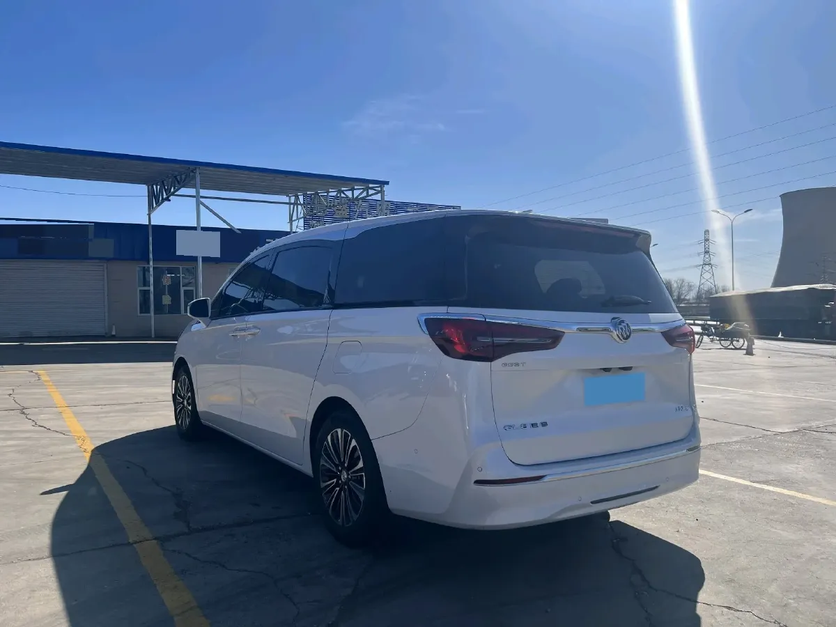2020 Buick GL8 2.0T 237HP L4 9AT,autocango,china used car exporter,china ev exporter,chinese used car exporter,chinese used ev exporter