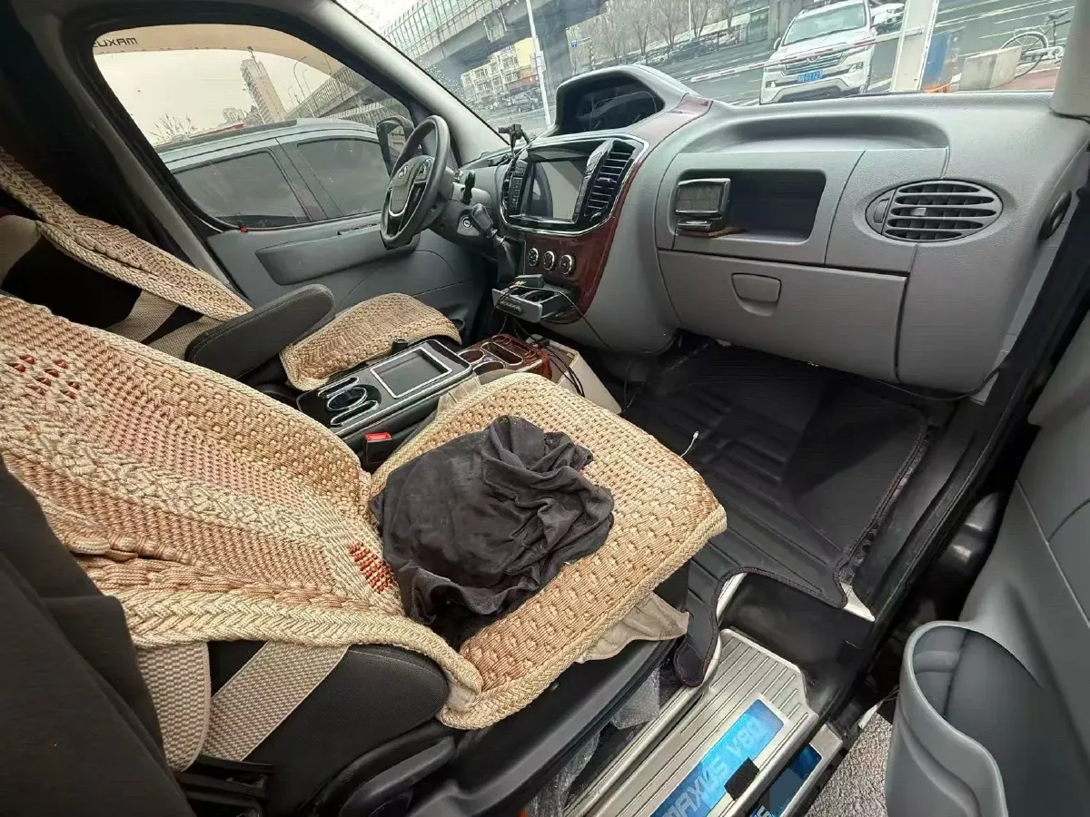 2013 Nissan D22 2.4L 150HP L4 5MT,autocango,china used car exporter,china ev exporter,chinese used car exporter,chinese used ev exporter