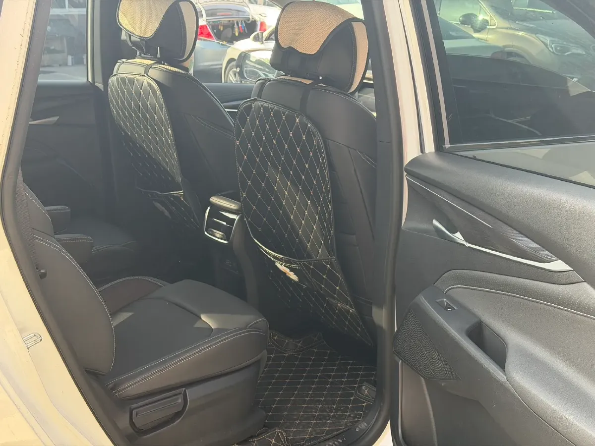 2022 MAXUS G50 1.5T 169HP L4 7DCT,autocango,china used car exporter,china ev exporter,chinese used car exporter,chinese used ev exporter