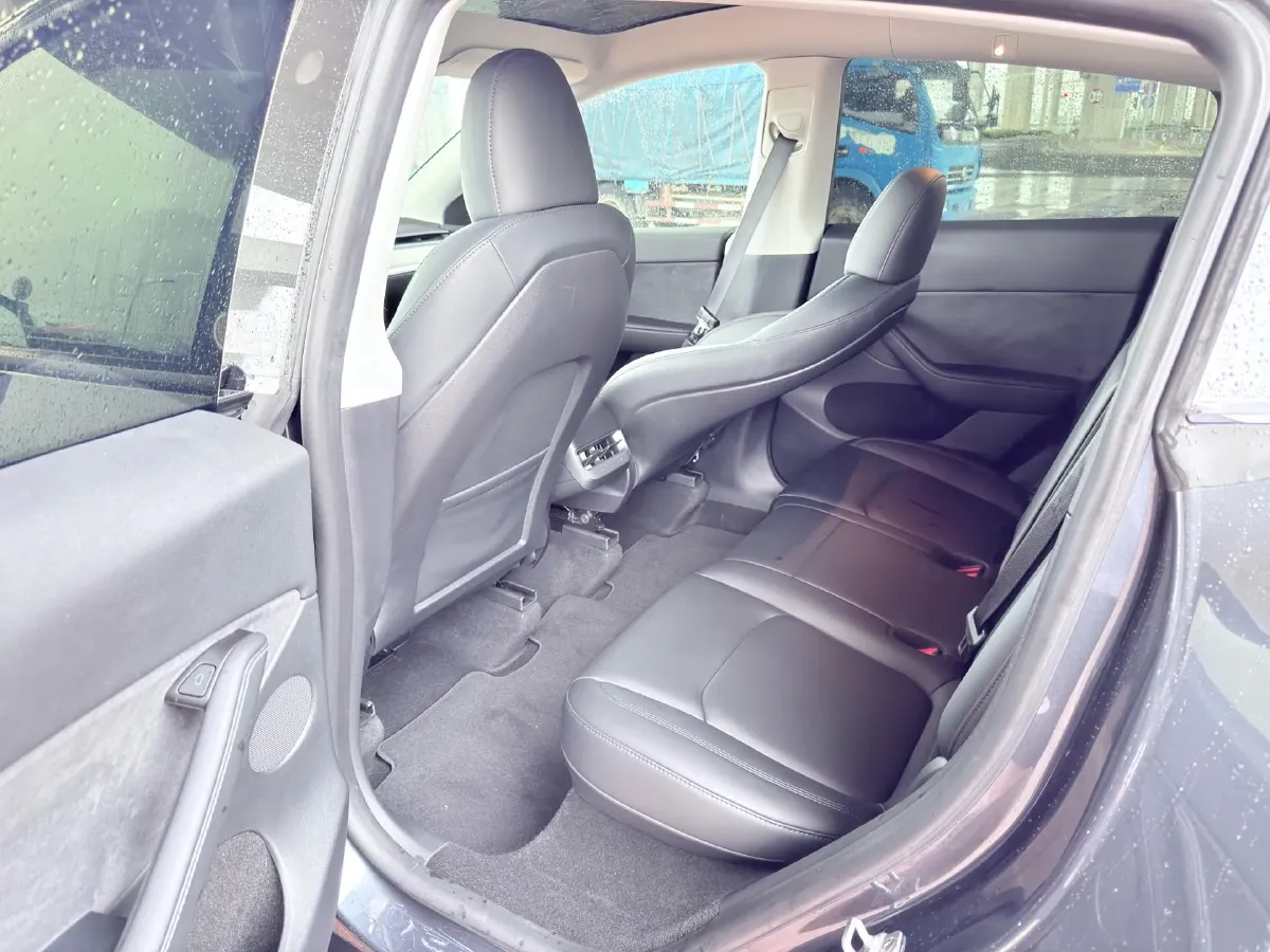 2024 Iveco OuSheng BEV 77.28KWH,autocango,china used car exporter,china ev exporter,chinese used car exporter,chinese used ev exporter