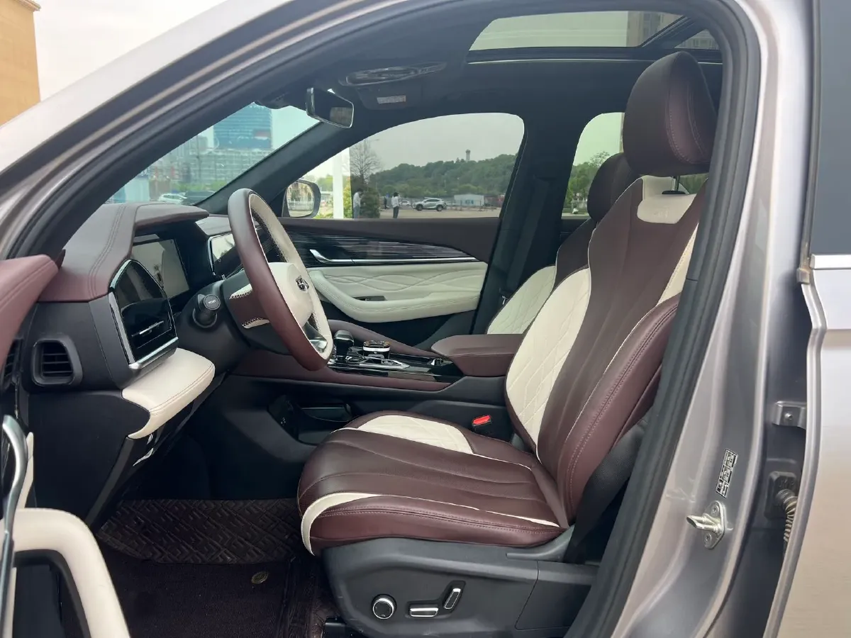 2023 Geely Monjaro 2.0T 238HP L4 8AT,autocango,china used car exporter,china ev exporter,chinese used car exporter,chinese used ev exporter