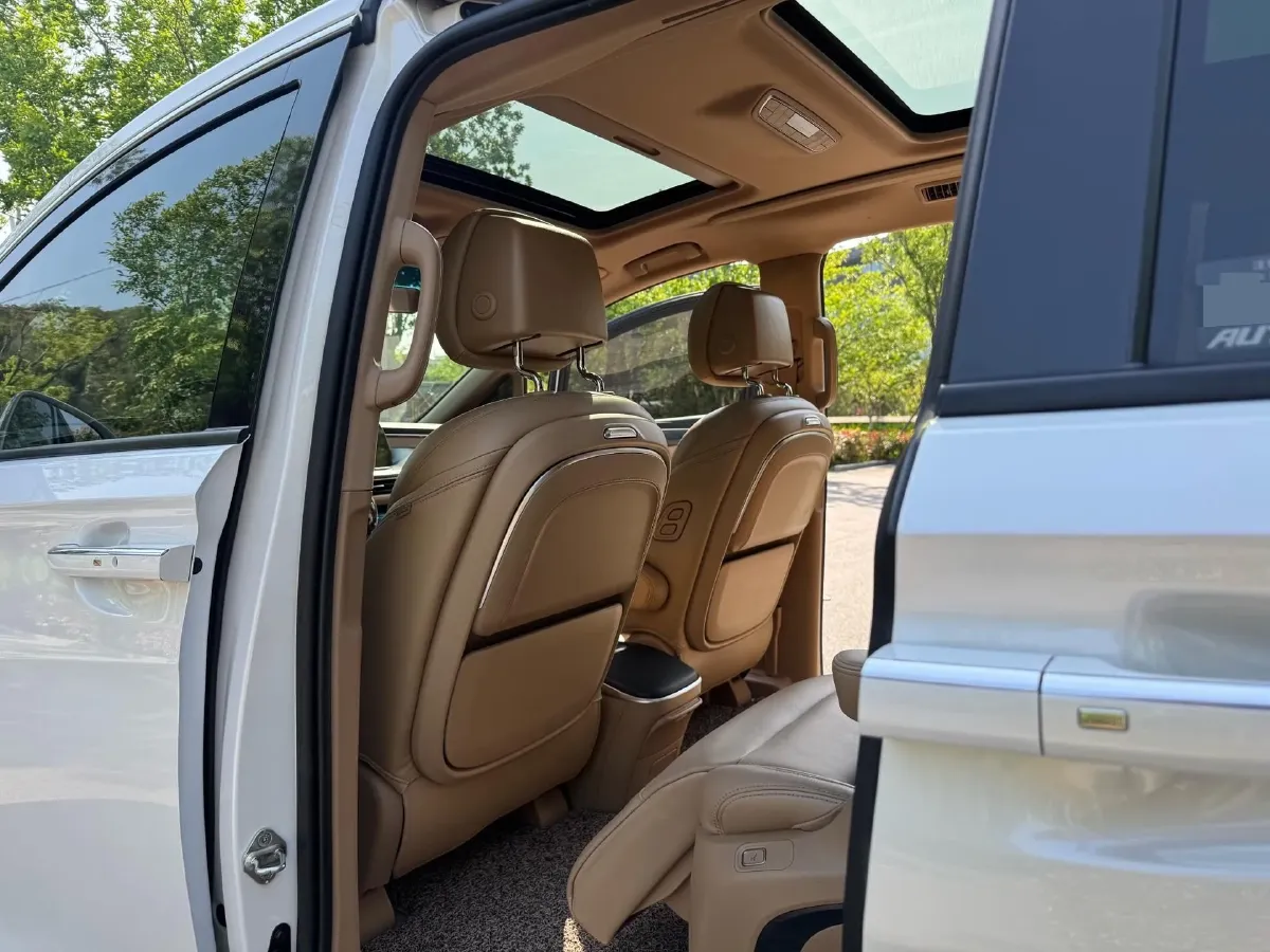 2020 Buick GL8 2.0T 237HP L4 9AT,autocango,china used car exporter,china ev exporter,chinese used car exporter,chinese used ev exporter