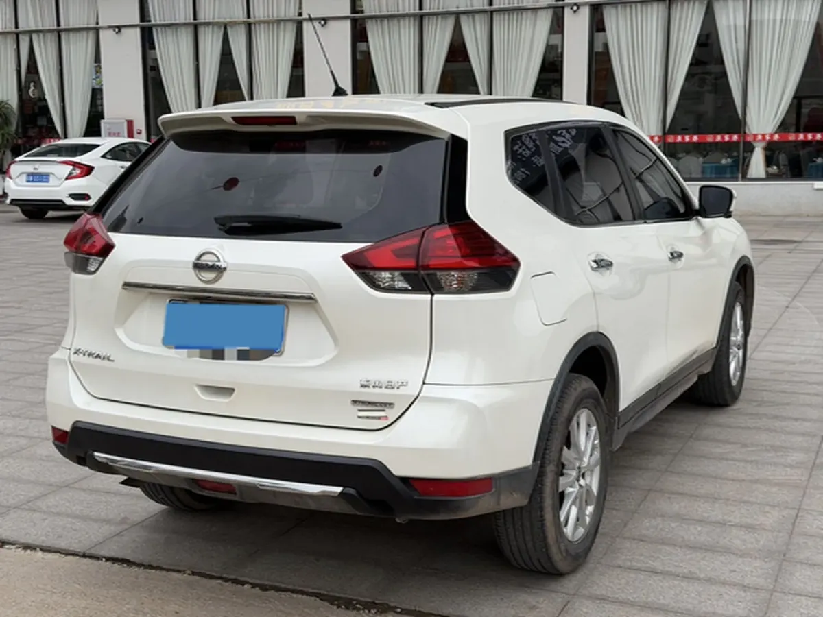 2019 Nissan X-Trail 2.0L 154HP L4 CVT,autocango,china used car exporter,china ev exporter,chinese used car exporter,chinese used ev exporter