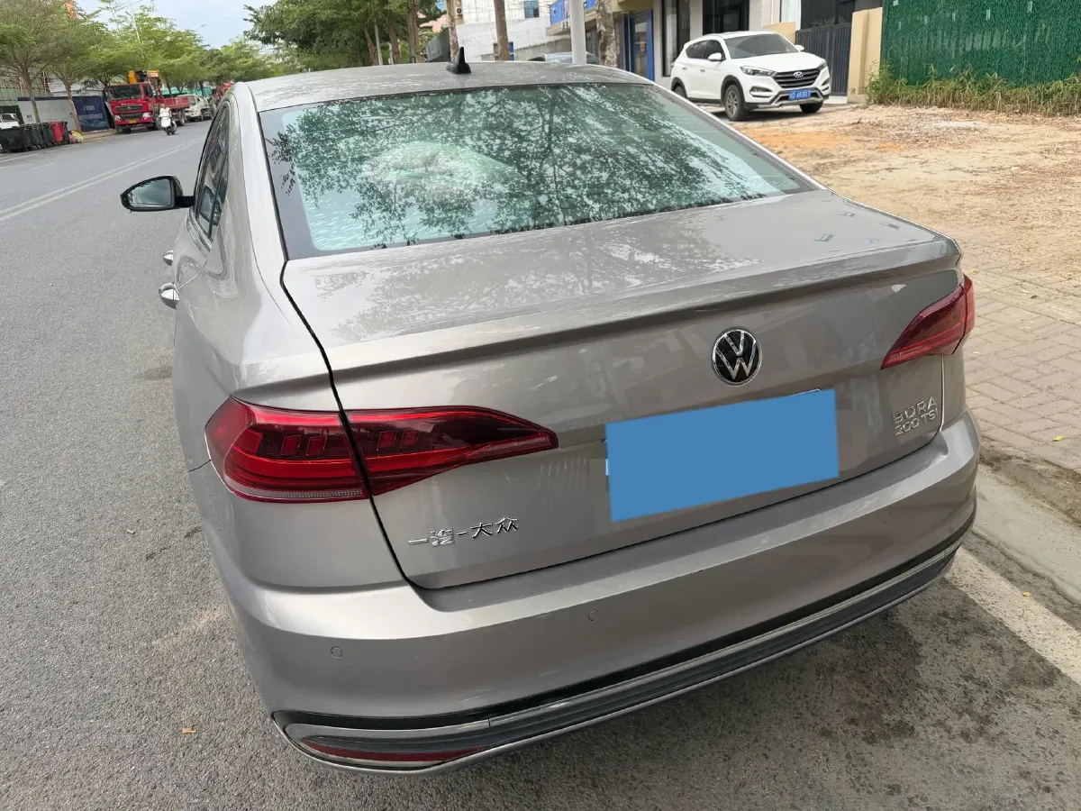 2023 Volkswagen Bora 1.2T 116HP L4 7DCT,autocango,china used car exporter,china ev exporter,chinese used car exporter,chinese used ev exporter