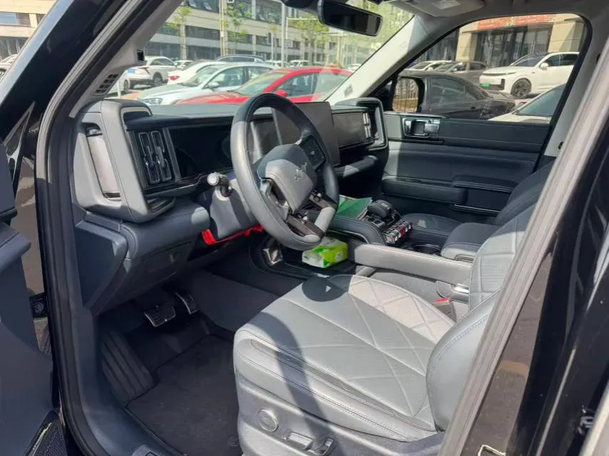 2023 FangChengBao Bao 5 1.5T 194HP L4 E-CVT PHEV 31.8KWH,autocango,china used car exporter,china ev exporter,chinese used car exporter,chinese used ev exporter