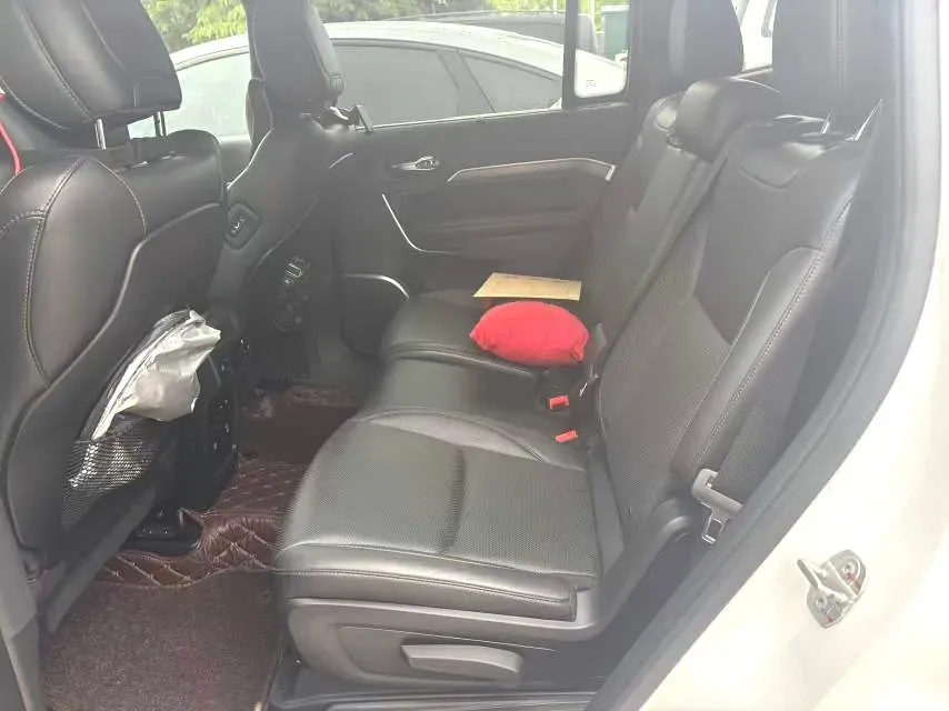 2018 Jeep Grand Commander 2.0T 265HP L4 9AT,autocango,china used car exporter,china ev exporter,chinese used car exporter,chinese used ev exporter