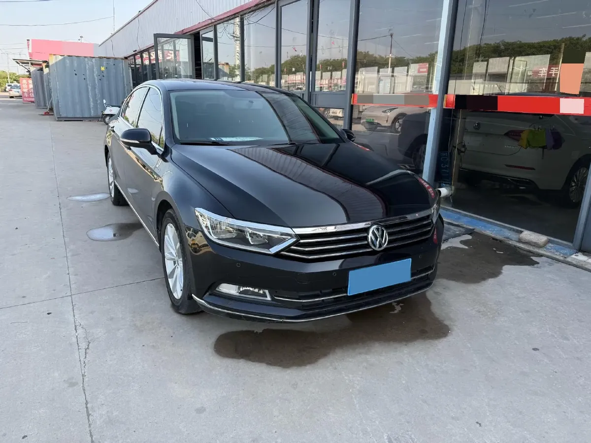 2018 Volkswagen Magotan 1.8T 180HP L4 7DCT,autocango,china used car exporter,china ev exporter,chinese used car exporter,chinese used ev exporter