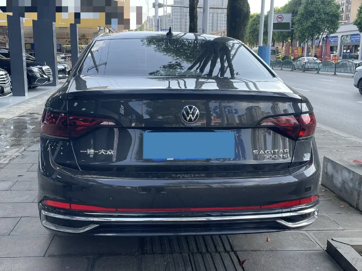 2023 Volkswagen Sagitar 1.5T 160HP L4 7DCT,autocango,china used car exporter,china ev exporter,chinese used car exporter,chinese used ev exporter