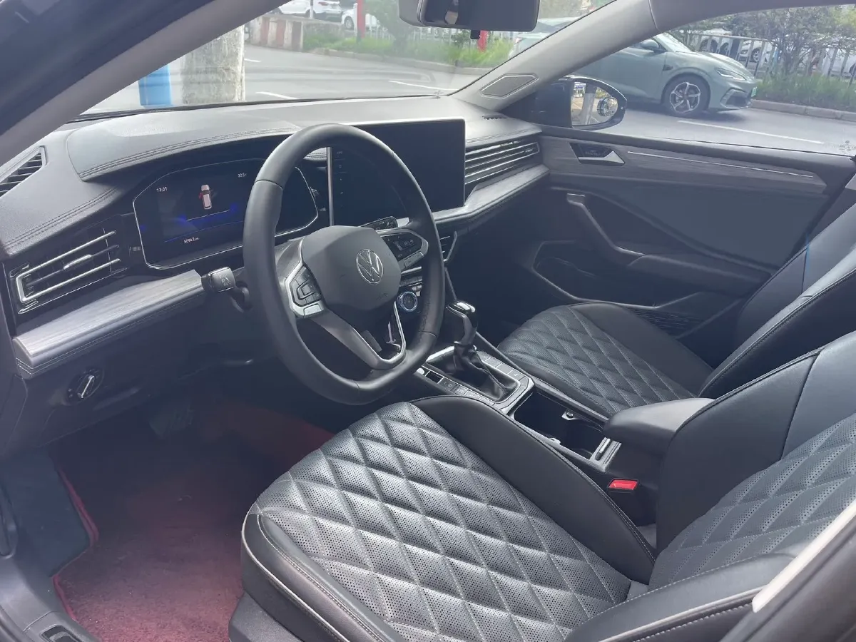 2023 Volkswagen Sagitar 1.5T 160HP L4 7DCT,autocango,china used car exporter,china ev exporter,chinese used car exporter,chinese used ev exporter