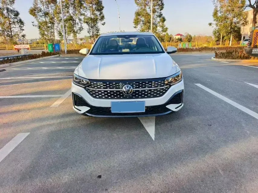 2023 Volkswagen Lavida 1.5L 110HP L4 6AT,autocango,china used car exporter,china ev exporter,chinese used car exporter,chinese used ev exporter