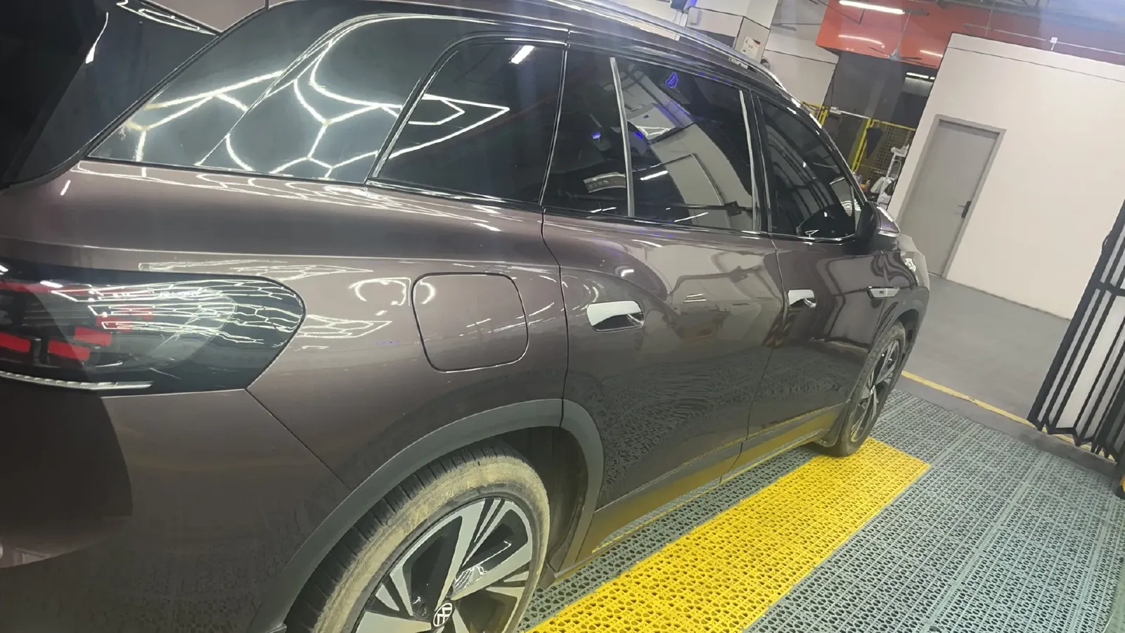 2021 Volkswagen ID.6 Crozz BEV 84.8KWH,autocango,china used car exporter,china ev exporter,chinese used car exporter,chinese used ev exporter