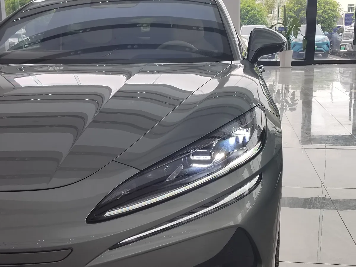 2024 Denza DenzaZ9GT 2.0T 207HP L4 E-CVT PHEV 38.5KWH,autocango,china used car exporter,china ev exporter,chinese used car exporter,chinese used ev exporter