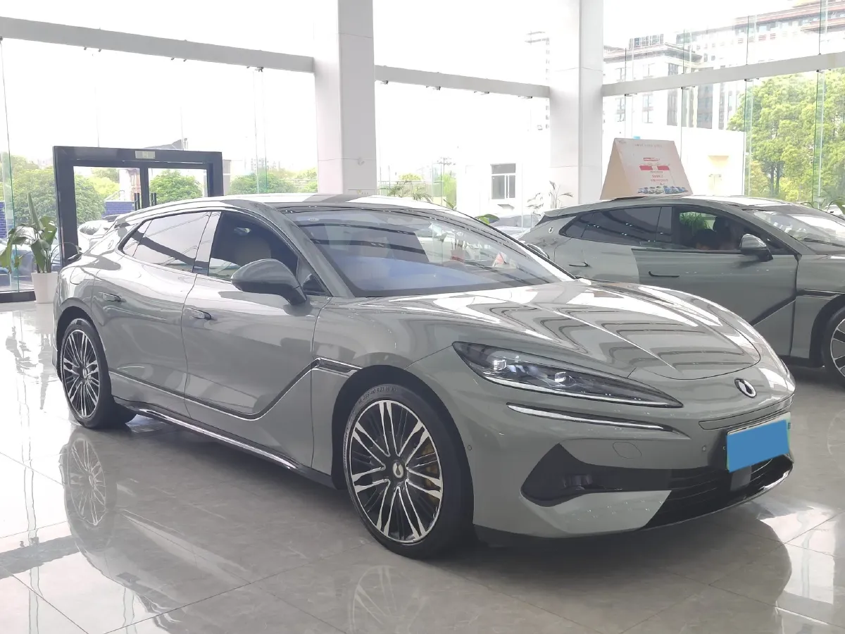 2024 Denza DenzaZ9GT 2.0T 207HP L4 E-CVT PHEV 38.5KWH,autocango,china used car exporter,china ev exporter,chinese used car exporter,chinese used ev exporter