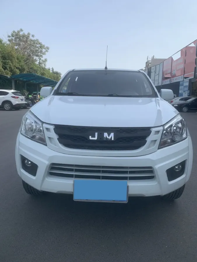 2018 Isuzu Taga 3.0T 131HP L4 5MT,autocango,china used car exporter,china ev exporter,chinese used car exporter,chinese used ev exporter