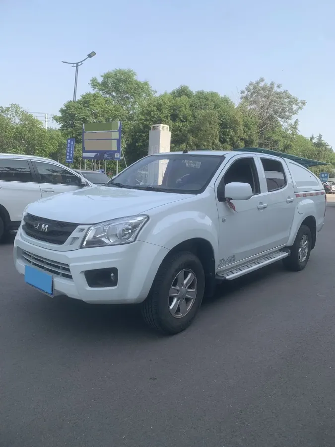 2018 Isuzu Taga 3.0T 131HP L4 5MT,autocango,china used car exporter,china ev exporter,chinese used car exporter,chinese used ev exporter