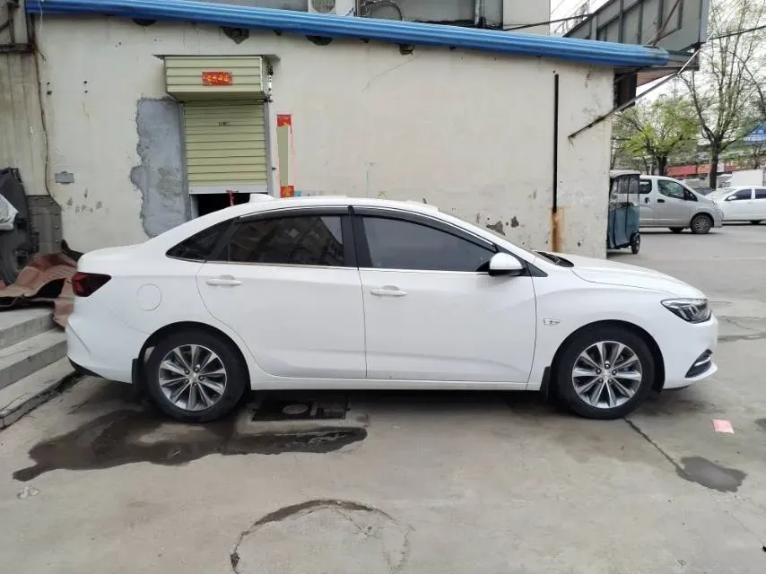 2020 Chevrolet Monza 1.5L 113HP L4 6AT,autocango,china used car exporter,china ev exporter,chinese used car exporter,chinese used ev exporter