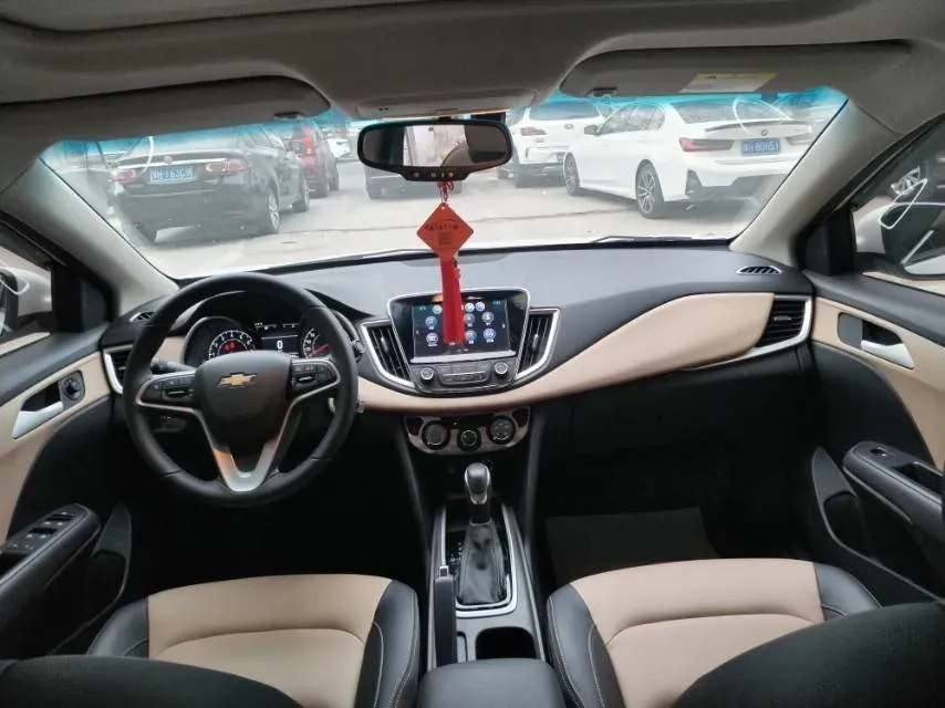 2020 Chevrolet Monza 1.5L 113HP L4 6AT,autocango,china used car exporter,china ev exporter,chinese used car exporter,chinese used ev exporter