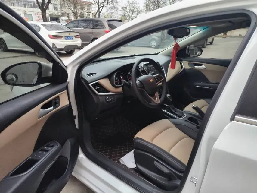 2020 Chevrolet Monza 1.5L 113HP L4 6AT,autocango,china used car exporter,china ev exporter,chinese used car exporter,chinese used ev exporter
